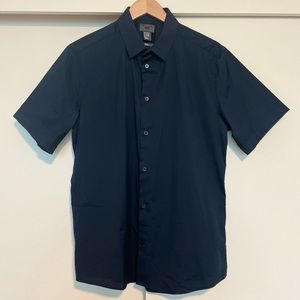 H&M Navy Short Sleeve Button Down - Large